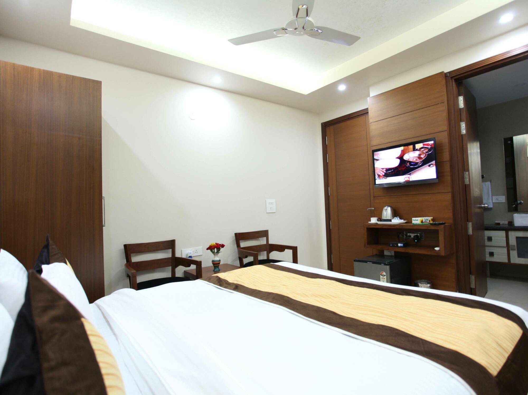Hotel H.C Grand New Delhi Ngoại thất bức ảnh